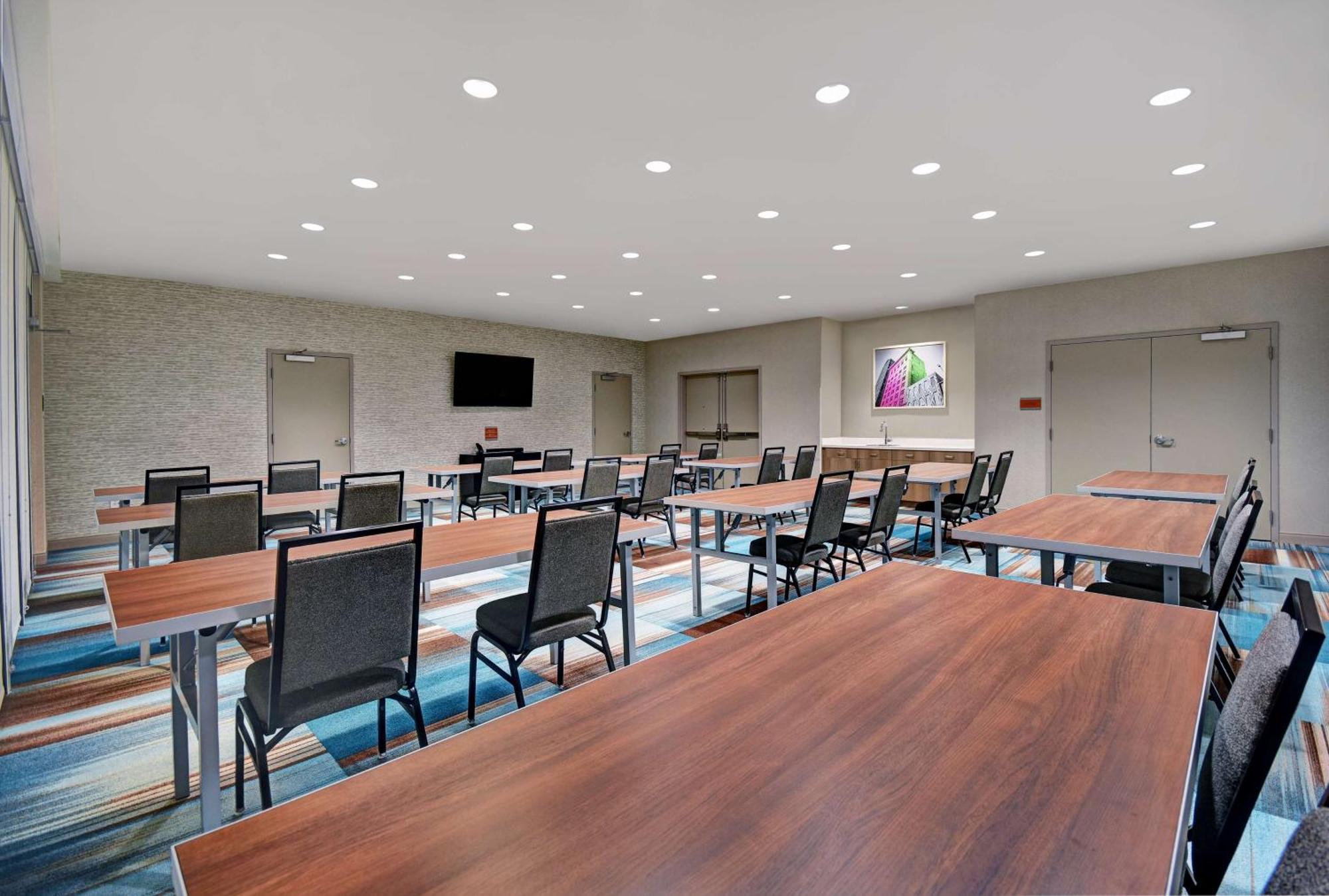 Home2 Suites By Hilton Raleigh North I-540 Экстерьер фото